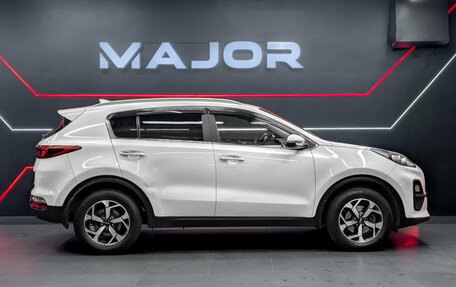 KIA Sportage IV рестайлинг, 2021 год, 2 475 000 рублей, 4 фотография