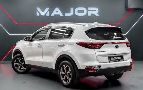 KIA Sportage IV рестайлинг, 2021 год, 2 475 000 рублей, 7 фотография