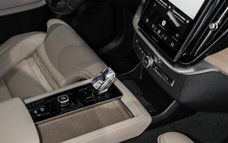 Volvo XC90 II рестайлинг, 2026 год, 13 500 000 рублей, 17 фотография