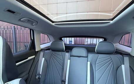 Geely Atlas, 2023 год, 2 490 000 рублей, 12 фотография