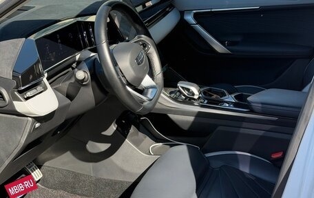 Geely Atlas, 2023 год, 2 490 000 рублей, 10 фотография