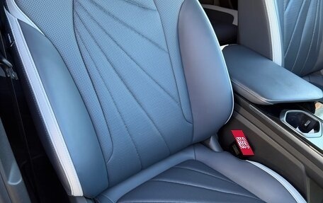 Geely Atlas, 2023 год, 2 490 000 рублей, 8 фотография