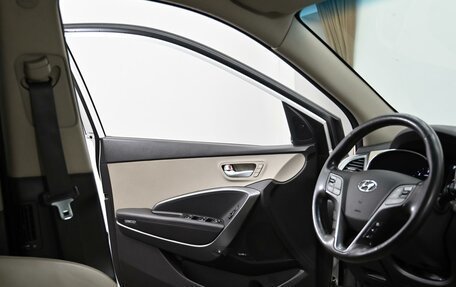 Hyundai Santa Fe III рестайлинг, 2017 год, 2 299 000 рублей, 13 фотография