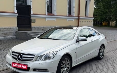 Mercedes-Benz E-Класс, 2010 год, 1 650 000 рублей, 1 фотография
