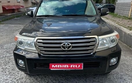 Toyota Land Cruiser 200, 2013 год, 3 900 000 рублей, 1 фотография