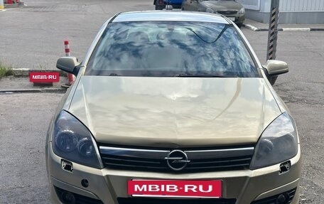 Opel Astra H, 2004 год, 249 000 рублей, 3 фотография