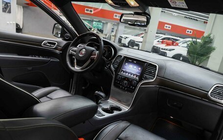 Jeep Grand Cherokee, 2014 год, 2 190 000 рублей, 13 фотография