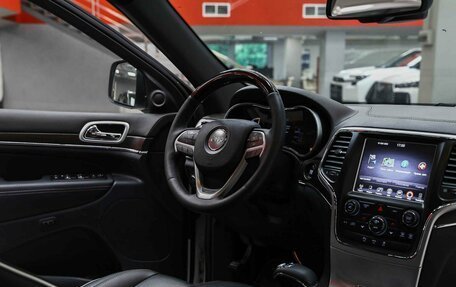 Jeep Grand Cherokee, 2014 год, 2 190 000 рублей, 14 фотография