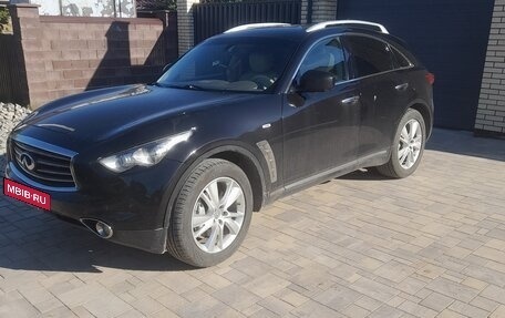 Infiniti FX II, 2012 год, 1 400 000 рублей, 3 фотография