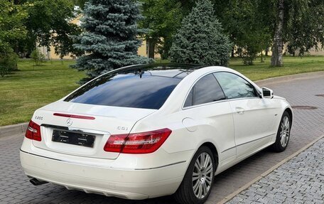 Mercedes-Benz E-Класс, 2010 год, 1 650 000 рублей, 4 фотография