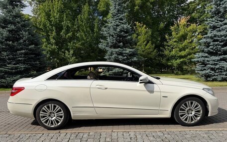 Mercedes-Benz E-Класс, 2010 год, 1 650 000 рублей, 7 фотография