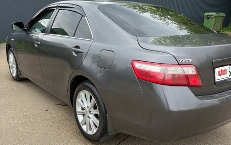 Toyota Camry, 2007 год, 870 000 рублей, 2 фотография