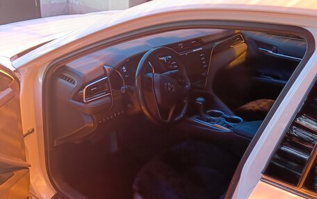 Toyota Camry, 2020 год, 3 100 000 рублей, 3 фотография