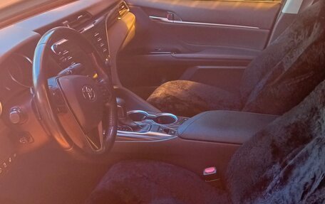 Toyota Camry, 2020 год, 3 100 000 рублей, 6 фотография