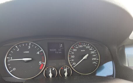 Renault Laguna III рестайлинг, 2010 год, 780 000 рублей, 8 фотография