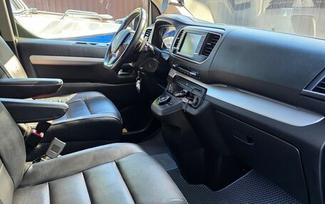Peugeot Traveller I, 2021 год, 3 550 000 рублей, 11 фотография