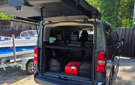 Peugeot Traveller I, 2021 год, 3 550 000 рублей, 9 фотография