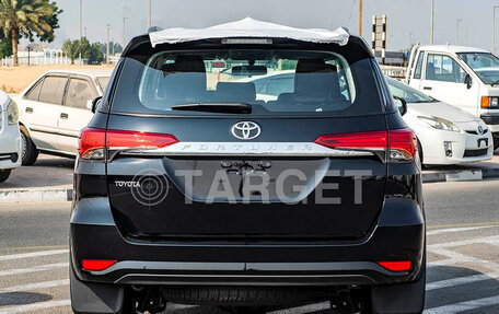 Toyota Fortuner II, 2026 год, 4 700 000 рублей, 4 фотография