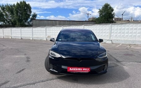 Tesla Model X I, 2018 год, 3 990 000 рублей, 2 фотография