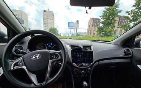 Hyundai Solaris II рестайлинг, 2015 год, 970 000 рублей, 7 фотография