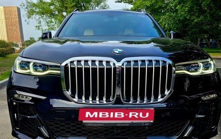 BMW X7, 2020 год, 8 800 000 рублей, 2 фотография