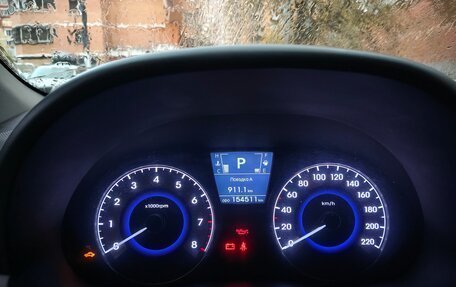 Hyundai Solaris II рестайлинг, 2011 год, 540 000 рублей, 17 фотография