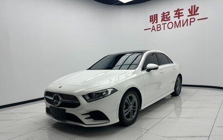 Mercedes-Benz A-Класс, 2022 год, 1 500 000 рублей, 1 фотография