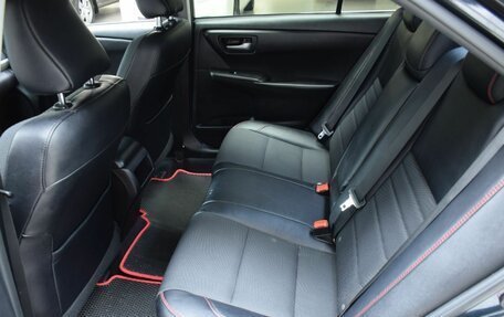 Toyota Camry, 2017 год, 1 600 000 рублей, 19 фотография
