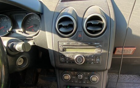 Nissan Qashqai, 2010 год, 850 000 рублей, 24 фотография