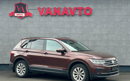 Volkswagen Tiguan II, 2021 год, 2 850 000 рублей, 3 фотография