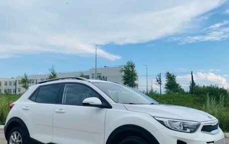 KIA Stonic, 2019 год, 1 666 000 рублей, 10 фотография