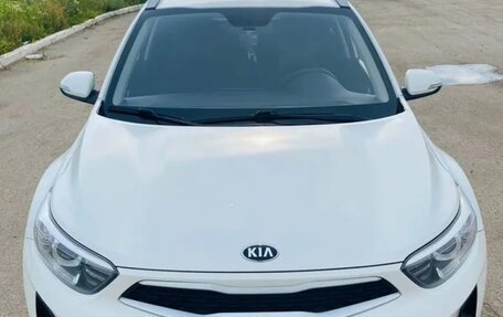 KIA Stonic, 2019 год, 1 666 000 рублей, 13 фотография