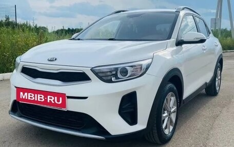 KIA Stonic, 2019 год, 1 666 000 рублей, 11 фотография