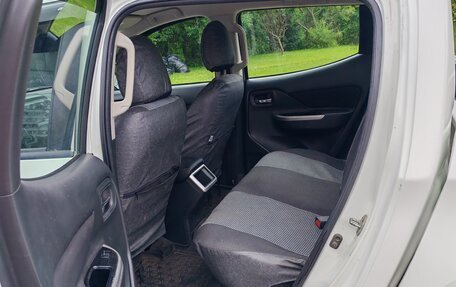 Mitsubishi L200 IV рестайлинг, 2019 год, 2 385 000 рублей, 7 фотография