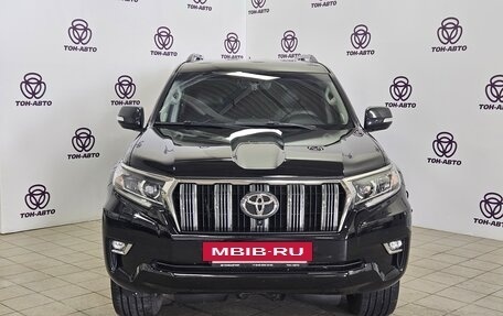 Toyota Land Cruiser Prado 150 рестайлинг 2, 2018 год, 4 800 000 рублей, 2 фотография