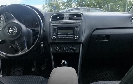 Volkswagen Polo VI (EU Market), 2012 год, 700 000 рублей, 13 фотография
