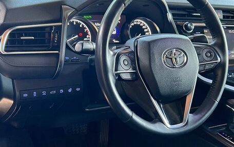 Toyota Camry, 2018 год, 3 450 000 рублей, 8 фотография