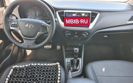 Hyundai Solaris II рестайлинг, 2017 год, 950 000 рублей, 7 фотография