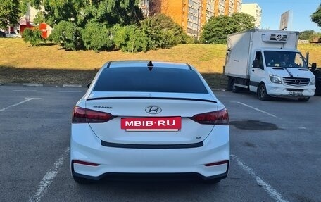 Hyundai Solaris II рестайлинг, 2017 год, 950 000 рублей, 5 фотография