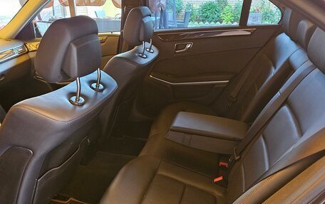 Mercedes-Benz E-Класс, 2010 год, 1 850 000 рублей, 6 фотография