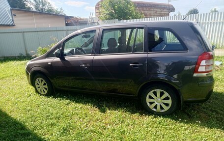 Opel Zafira B, 2010 год, 600 000 рублей, 4 фотография
