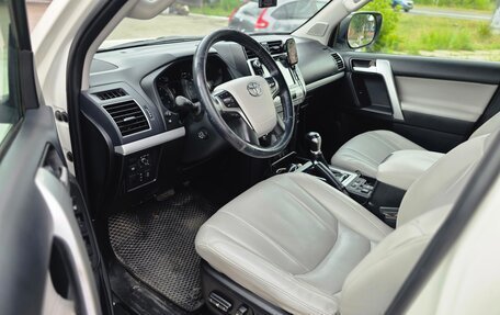 Toyota Land Cruiser Prado 150 рестайлинг 2, 2018 год, 4 999 000 рублей, 10 фотография