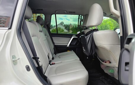 Toyota Land Cruiser Prado 150 рестайлинг 2, 2018 год, 4 999 000 рублей, 22 фотография