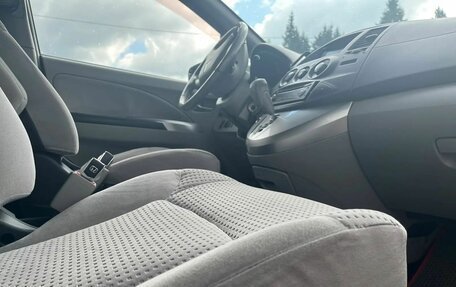 Mitsubishi Grandis, 2004 год, 700 000 рублей, 12 фотография