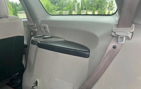 Mitsubishi Grandis, 2004 год, 700 000 рублей, 28 фотография