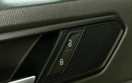 Volkswagen Tiguan II, 2020 год, 3 199 000 рублей, 11 фотография