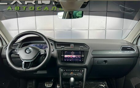 Volkswagen Tiguan II, 2020 год, 3 199 000 рублей, 17 фотография