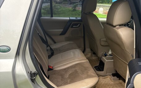 Land Rover Freelander II рестайлинг 2, 2011 год, 1 100 000 рублей, 24 фотография
