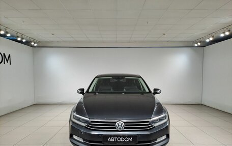 Volkswagen Passat B8 рестайлинг, 2018 год, 1 990 000 рублей, 2 фотография