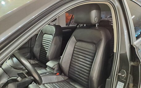 Volkswagen Passat B8 рестайлинг, 2018 год, 1 990 000 рублей, 13 фотография